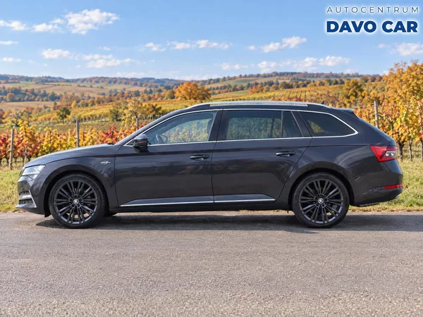 Škoda Superb 2,0 TDI 147kW 4x4 L&K DSG DPH - foto 43