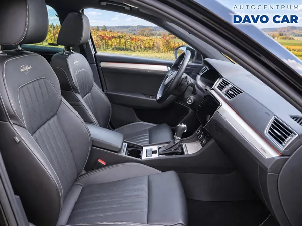 Škoda Superb 2,0 TDI 147kW 4x4 L&K DSG DPH - foto 8