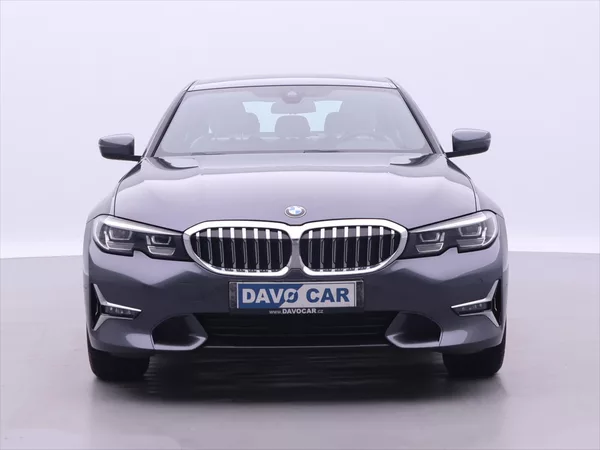 BMW Řada 3 2,0 320d 140kW XDrive Aut. DPH - foto 2