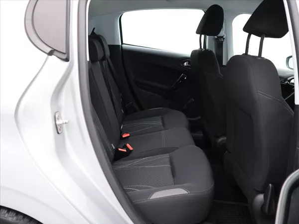 Peugeot 208 1,2 PT 60kW Klima CZ LPG - foto 12