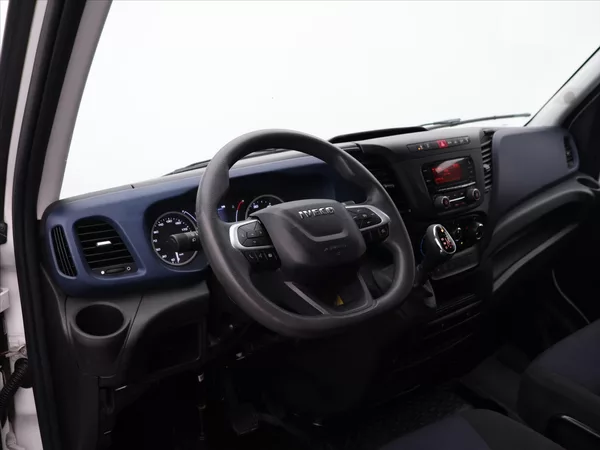 Iveco Daily 2,3 35C16 115kW L4H3 CZ DPH - foto 18