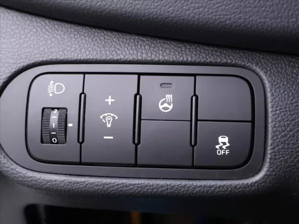 Kia Carens 1,7 CRDi 85kW CZ Comfort 2.Maj - foto 14