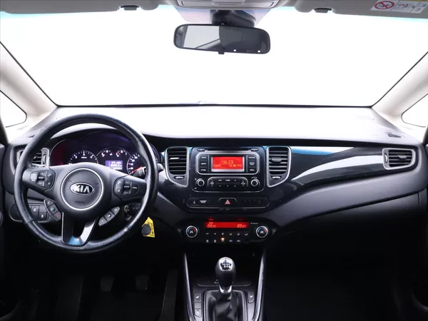 Kia Carens 1,7 CRDi 85kW CZ Comfort 2.Maj - foto 22