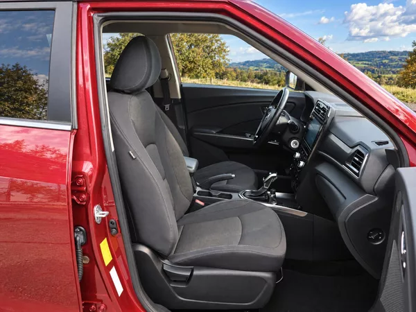 SsangYong Tivoli 1,5 T-GDI 120kW Grand Automat - foto 12