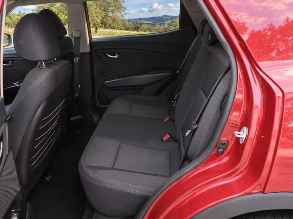 SsangYong Tivoli 1,5 T-GDI 120kW Grand Automat - foto 14