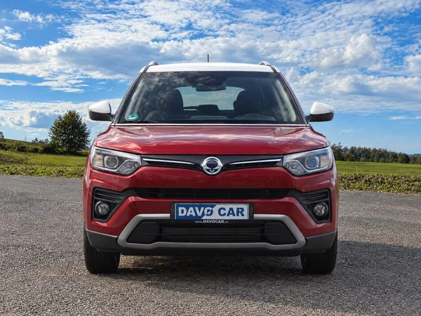 SsangYong Tivoli 1,5 T-GDI 120kW Grand Automat - foto 2