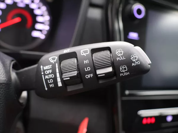 SsangYong Tivoli 1,5 T-GDI 120kW Grand Automat - foto 20