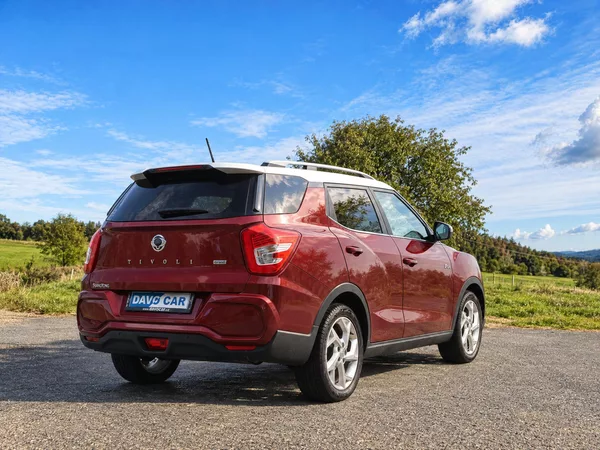 SsangYong Tivoli 1,5 T-GDI 120kW Grand Automat - foto 7