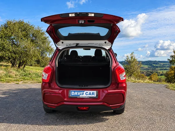 SsangYong Tivoli 1,5 T-GDI 120kW Grand Automat - foto 9