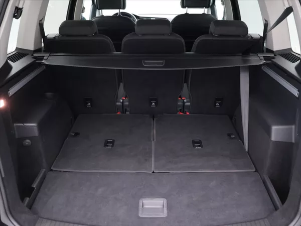 Volkswagen Touran 2,0 TDI 110kW DSG Highline 7M - foto 10