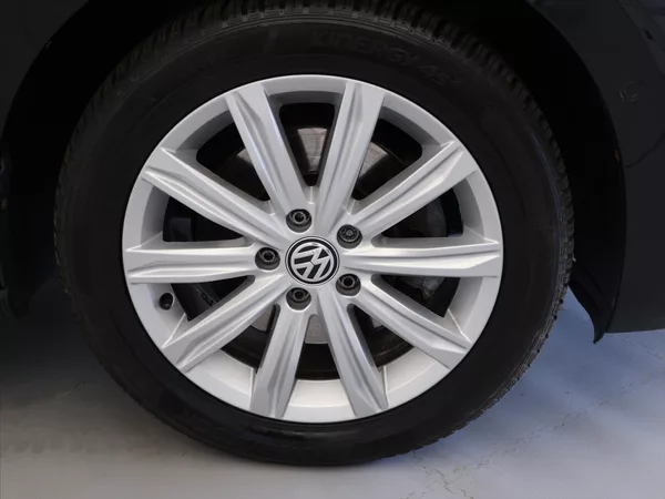 Volkswagen Touran 2,0 TDI 110kW DSG Highline 7M - foto 28