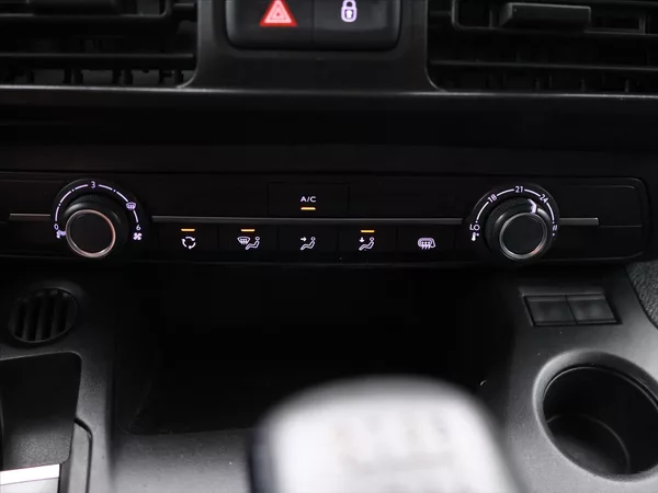 Peugeot Partner 1,5 HDI 75 kW Klima DPH CZ 1.M - foto 21