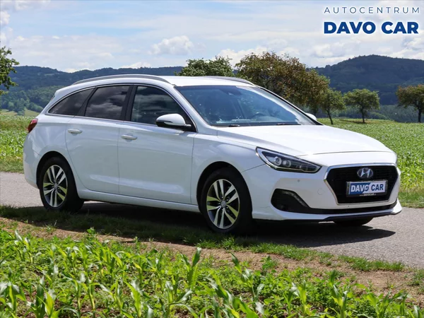 Hyundai i30 1.6 CRDi Automat CZ Style LED - foto 31