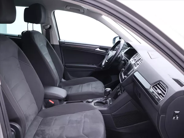 Volkswagen Tiguan 2,0 BiTDI 176 kW 4Motion DSG - foto 13