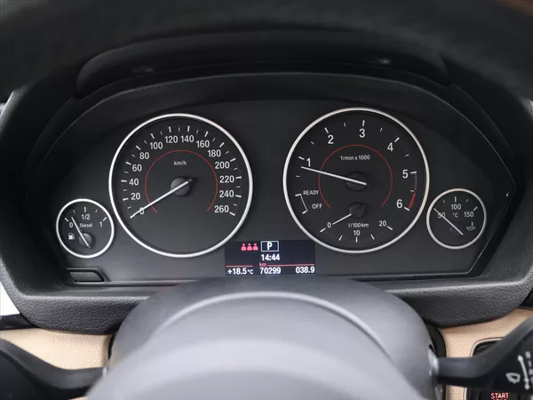 BMW Řada 3 2,0 318d M Sport Aut. CZ DPH - foto 16