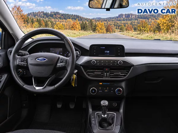 Ford Focus 1,0 EB 92kW CZ DPH 1.Maj. - foto 14