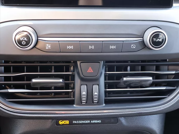 Ford Focus 1,5 Titanium X CZ 1.Maj. DPH - foto 14