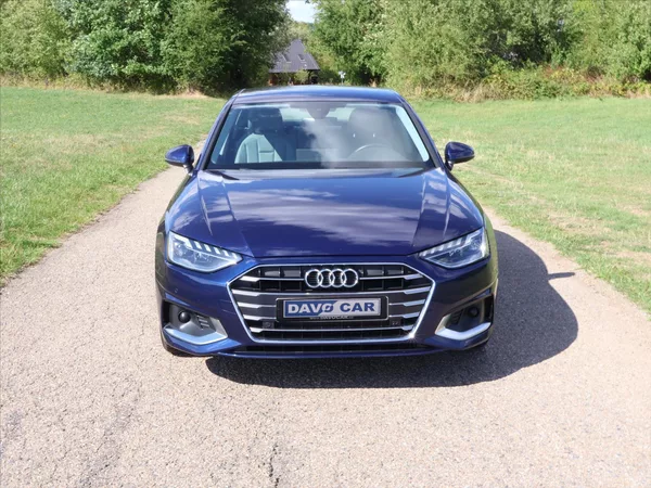 Audi A4 2,0 35 TDI CZ Advanced DPH - foto 2