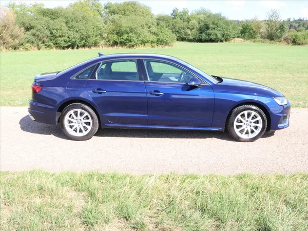 Audi A4 2,0 35 TDI CZ Advanced DPH - foto 8