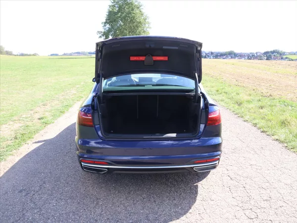 Audi A4 2,0 35 TDI CZ Advanced DPH - foto 9