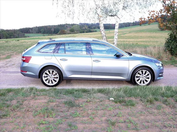 Škoda Superb 2,0 TDI DSG 4x4 CZ Style DPH