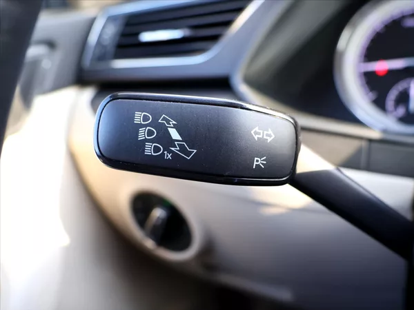 Škoda Superb 2,0 TDI DSG 4x4 CZ Style DPH - foto 11