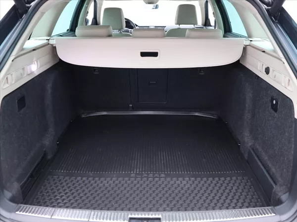 Škoda Superb 2,0 TSI 200kW L&K 4x4 DSG DPH - foto 10