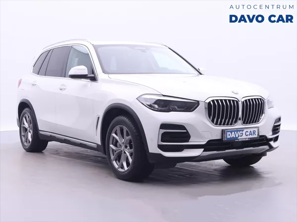 BMW X5 3,0 210kW XDrive30d CZ DPH