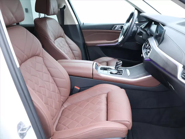 BMW X5 3,0 210kW XDrive30d CZ DPH - foto 13