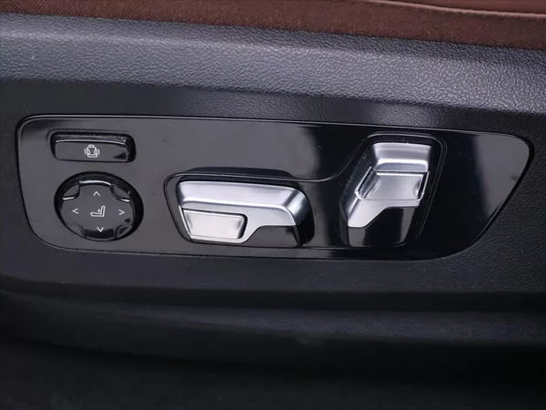 BMW X5 3,0 210kW XDrive30d CZ DPH - foto 17