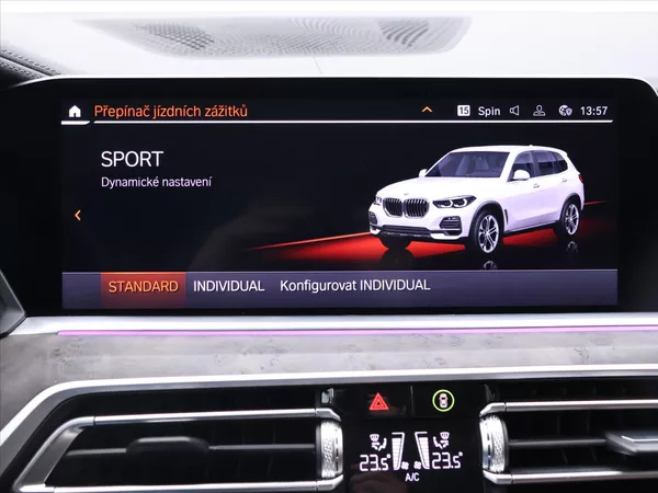 BMW X5 3,0 210kW XDrive30d CZ DPH - foto 24