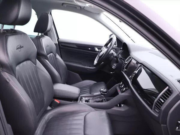 Škoda Kodiaq 2,0 TDI 147kW 4x4 DSG L&K DPH - foto 22