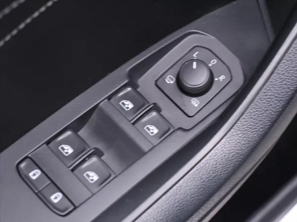 Škoda Kodiaq 2,0 TDI 147kW 4x4 DSG L&K DPH - foto 25