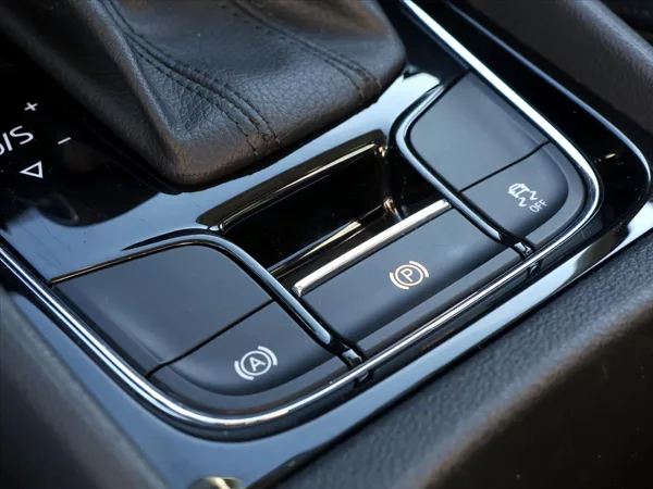 Škoda Kodiaq 2,0 TDI 147kW 4x4 DSG L&K DPH - foto 34