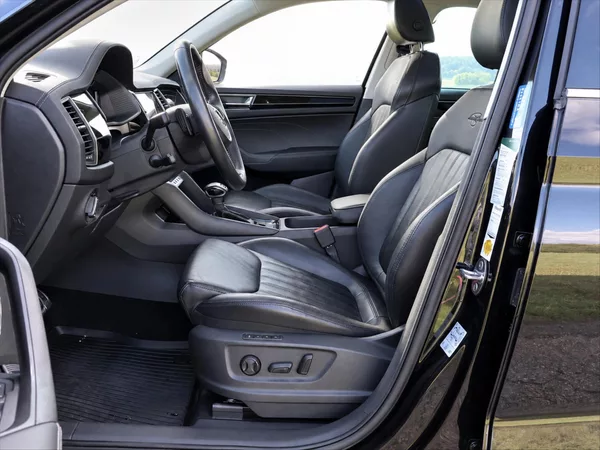 Škoda Kodiaq 2,0 TDI 147kW 4x4 DSG L&K DPH - foto 4