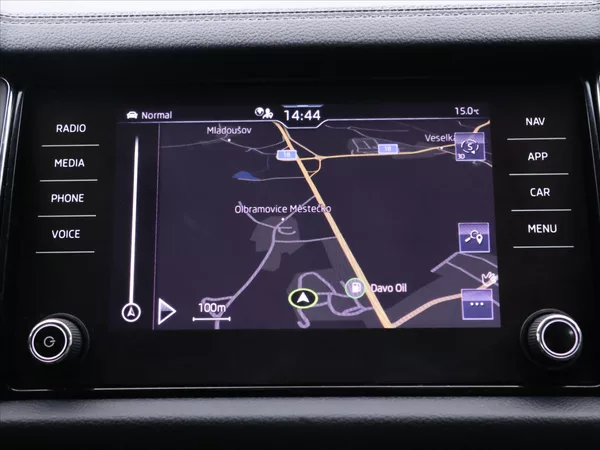 Škoda Kodiaq 2,0 TDI DSG 4x4 L&K DPH CZ 1Ma - foto 26