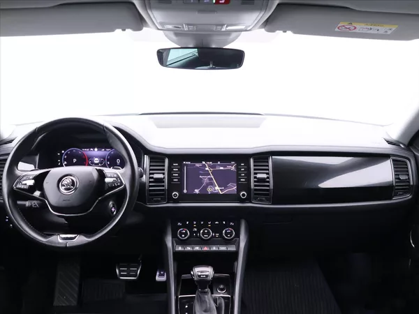 Škoda Kodiaq 2,0 TDI DSG 4x4 L&K DPH CZ 1Ma - foto 30