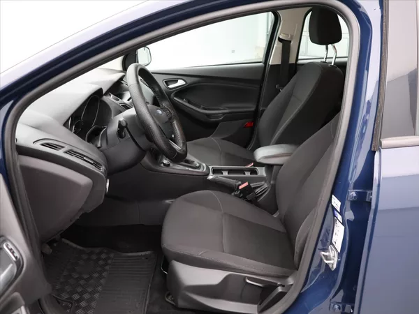 Ford Focus 1,5 TDCI 70 kW Aut.klima CZ - foto 10