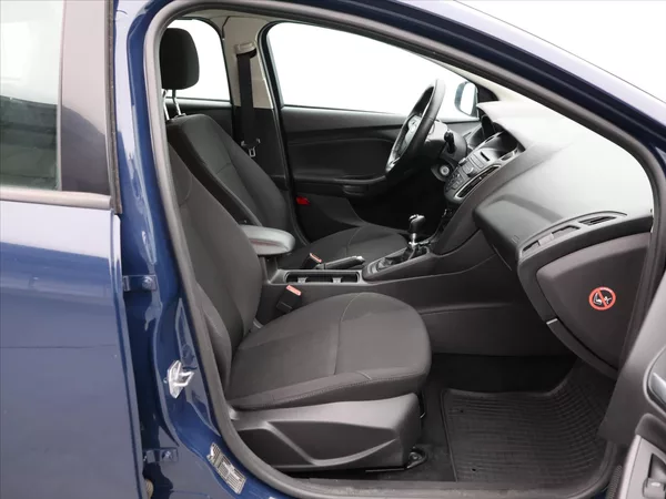 Ford Focus 1,5 TDCI 70 kW Aut.klima CZ - foto 11