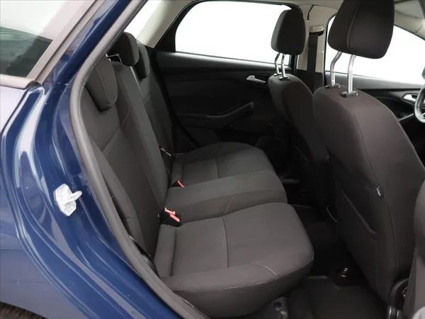 Ford Focus 1,5 TDCI 70 kW Aut.klima CZ - foto 12