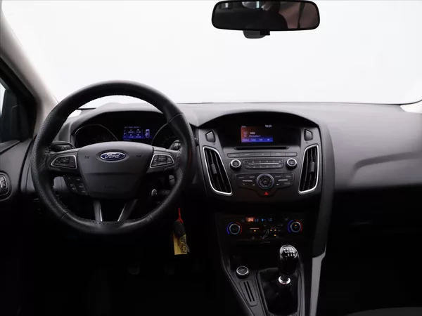 Ford Focus 1,5 TDCI 70 kW Aut.klima CZ - foto 19