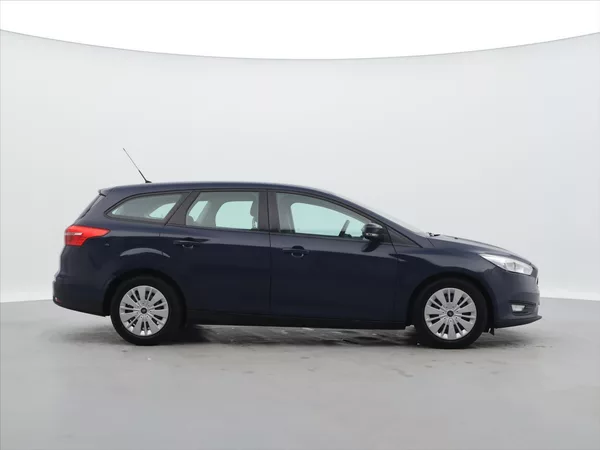 Ford Focus 1,5 TDCI 70 kW Aut.klima CZ - foto 8