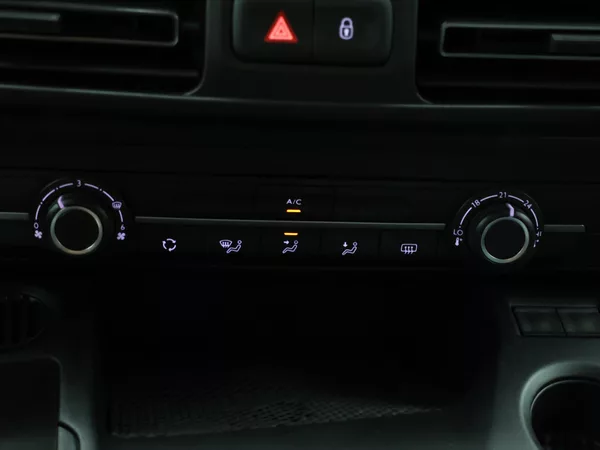 Citroën Berlingo 1.5 HDi 75kW CZ Feel 1.Maj - foto 25