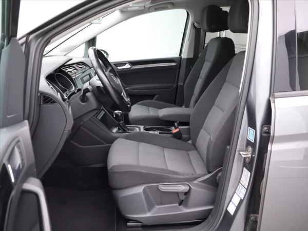 Volkswagen Touran 1,6 TDI 85 kW DSG Panorama - foto 12