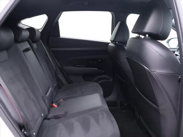Hyundai Tucson 1,6 T-GDI 110kW CZ N-Line DPH - foto 15