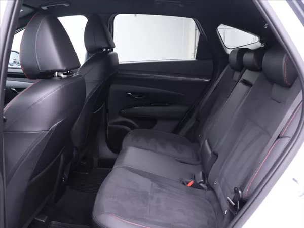 Hyundai Tucson 1,6 T-GDI 110kW CZ N-Line DPH - foto 16
