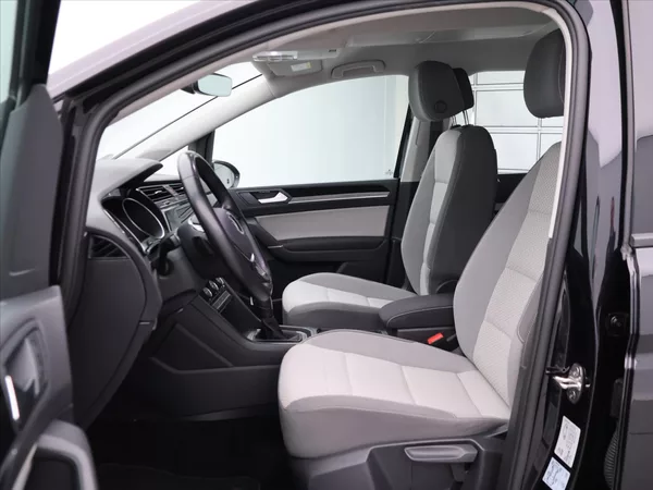 Volkswagen Touran 2.0 TDI 110kW DSG 7-Míst DPH - foto 11