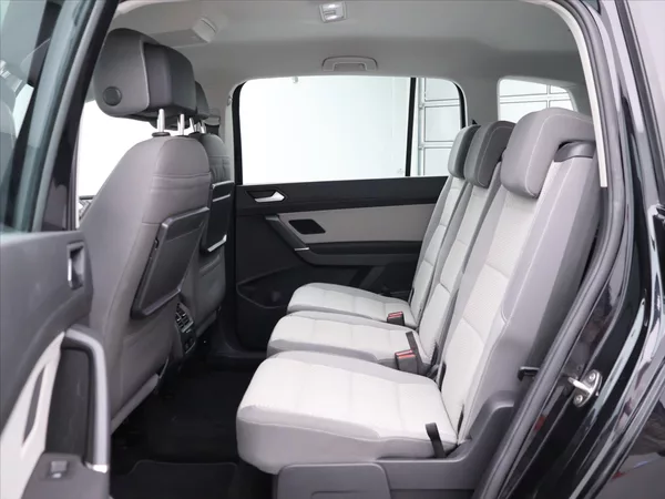 Volkswagen Touran 2.0 TDI 110kW DSG 7-Míst DPH - foto 14