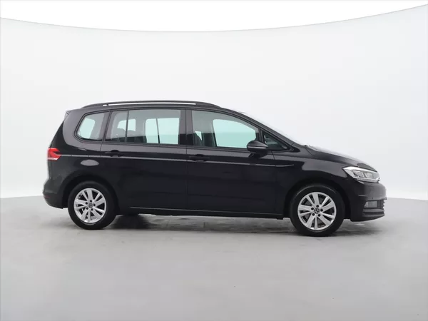 Volkswagen Touran 2.0 TDI 110kW DSG 7-Míst DPH - foto 8