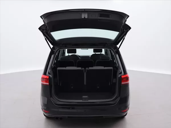 Volkswagen Touran 2.0 TDI 110kW DSG 7-Míst DPH - foto 9